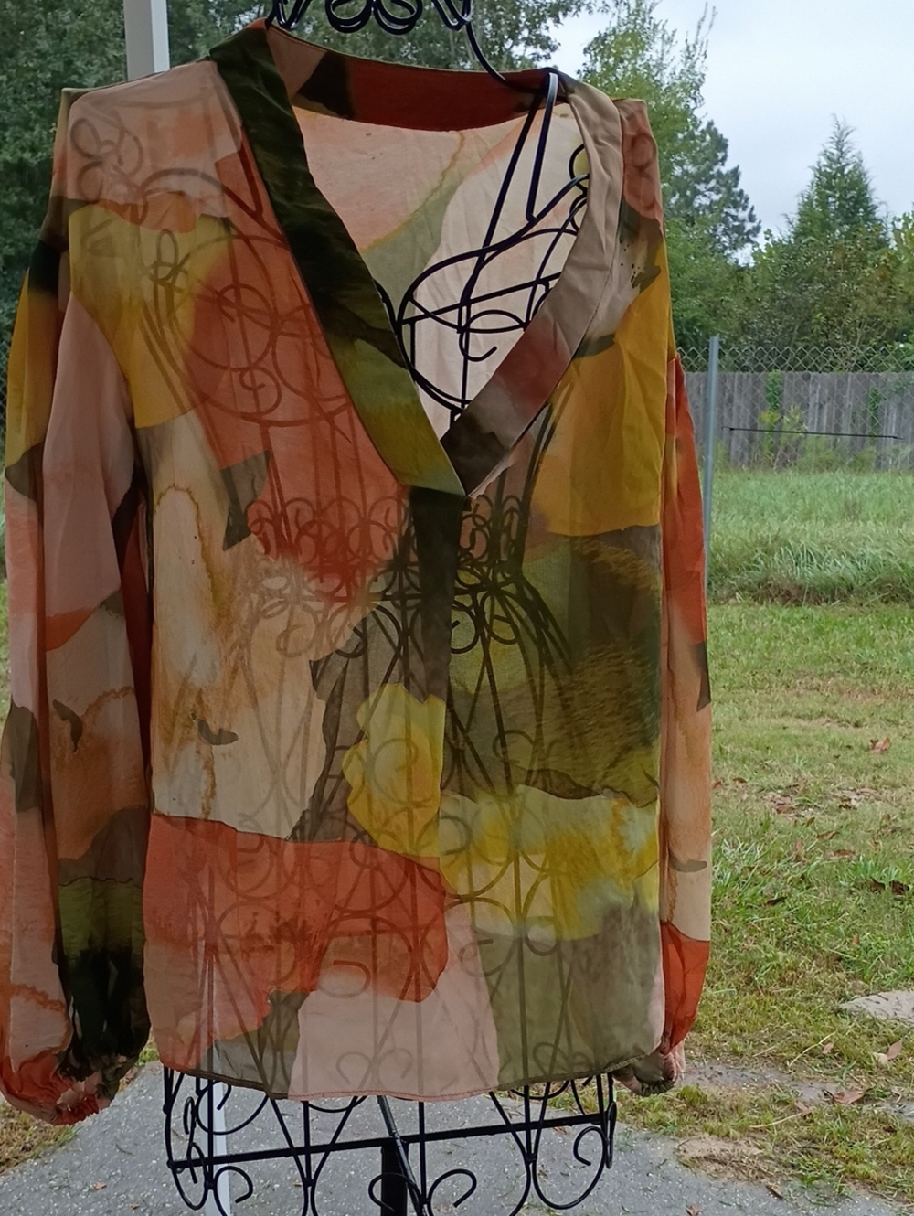 Mixed-Tone V-Neck Sheer Blouse in Orange & Olive